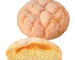 桃のメロンパン